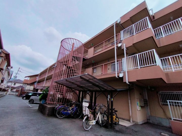 大阪府八尾市山本町北3丁目の賃貸マンション307の外観