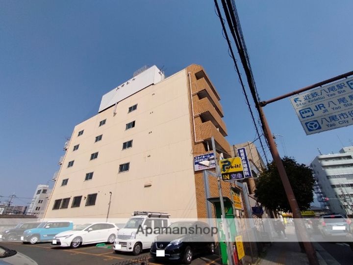 大阪府八尾市本町5丁目の賃貸マンション4Cの外観