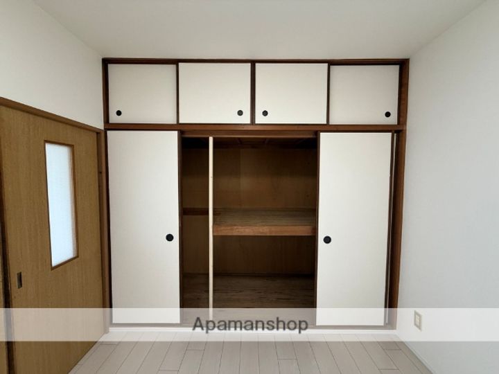 辰巳マンション402の内装