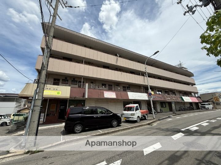 辰巳マンション402の外観