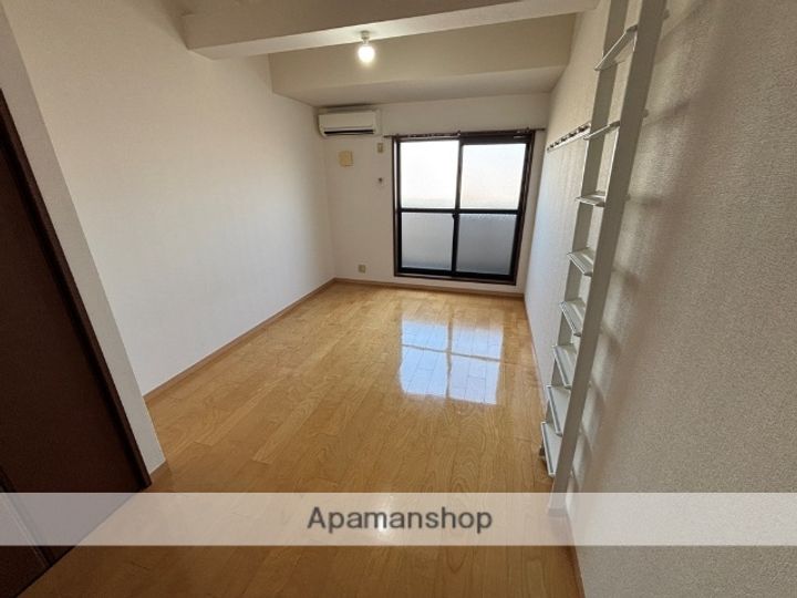 フジパレス初芝イーストの居間