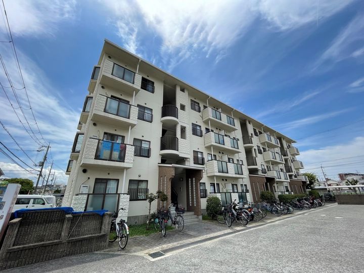 大阪府八尾市山本町南8丁目の賃貸マンションの外観