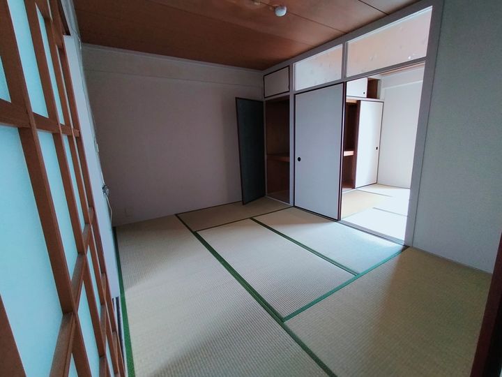 大阪府八尾市西山本町6丁目の賃貸マンション302の内装