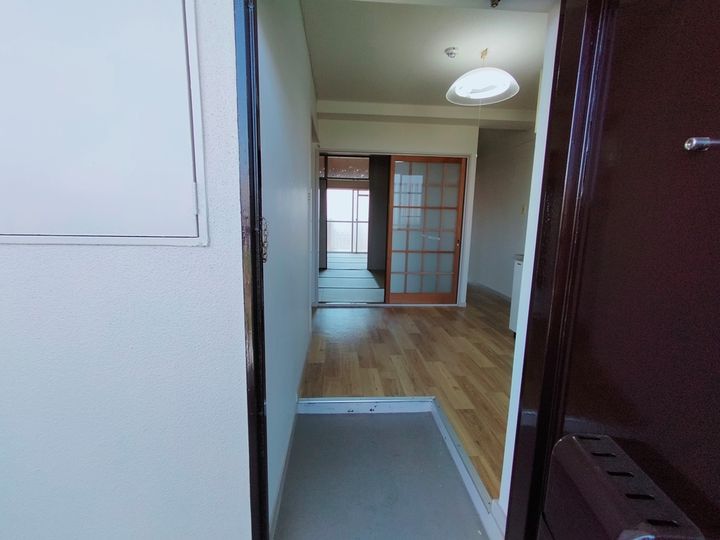 大阪府八尾市西山本町6丁目の賃貸マンション302の内装