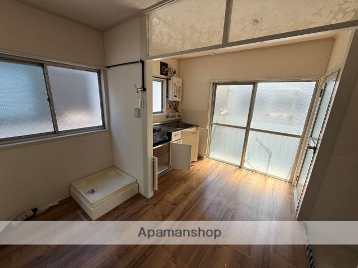 マンション北野田21の居間