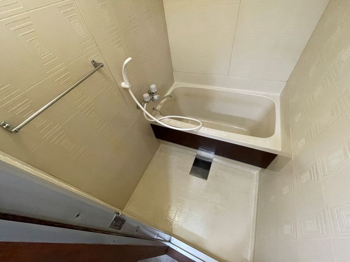 大阪府八尾市天王寺屋2丁目の賃貸マンションの風呂