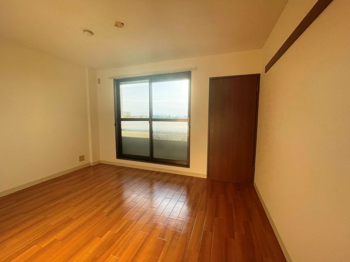 大阪府八尾市太田3丁目の賃貸マンションの内装