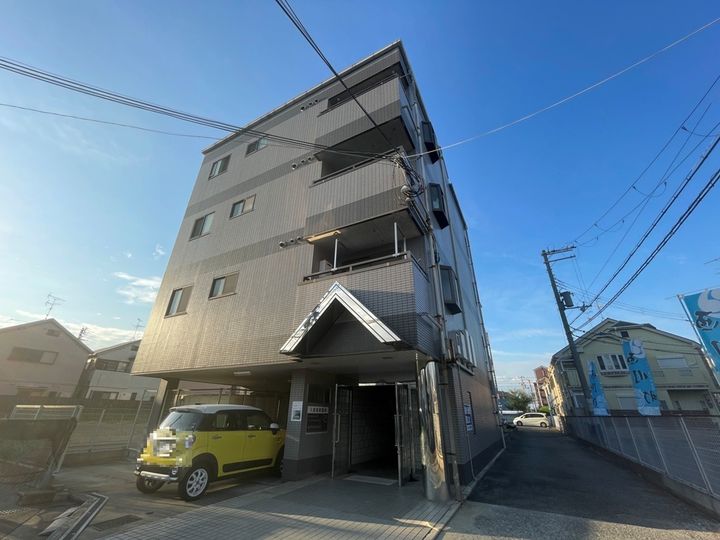 大阪府八尾市太田3丁目の賃貸マンションの外観
