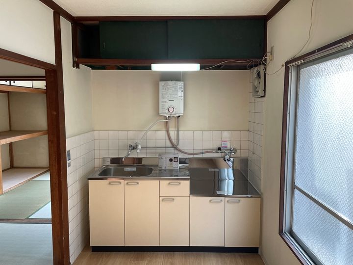 大阪府八尾市松山町2丁目の賃貸マンション304のキッチン