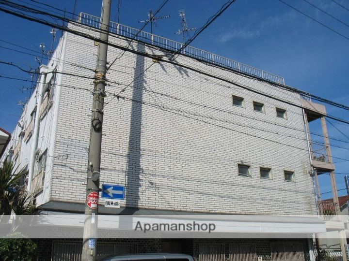 室生マンションの外観