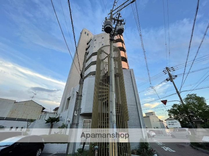 パールナインの外観