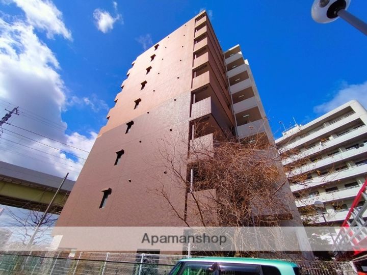 リアライズ深井駅前の外観