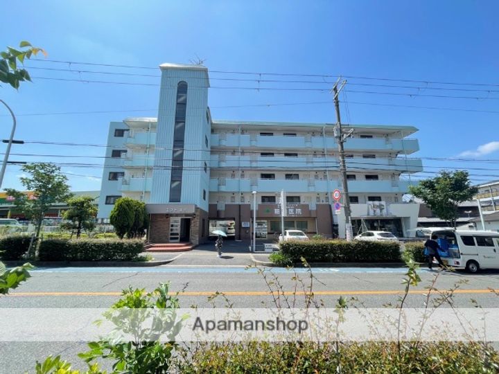 エスト深井の外観
