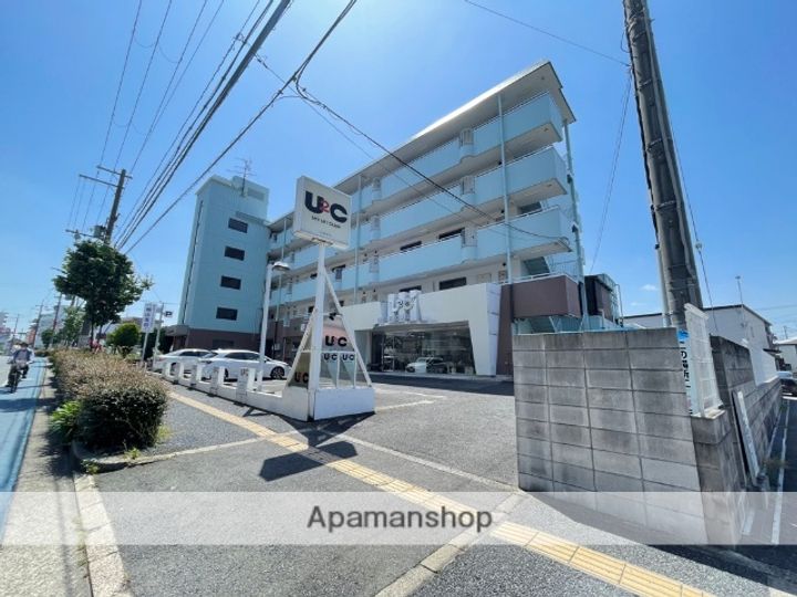 エスト深井の外観