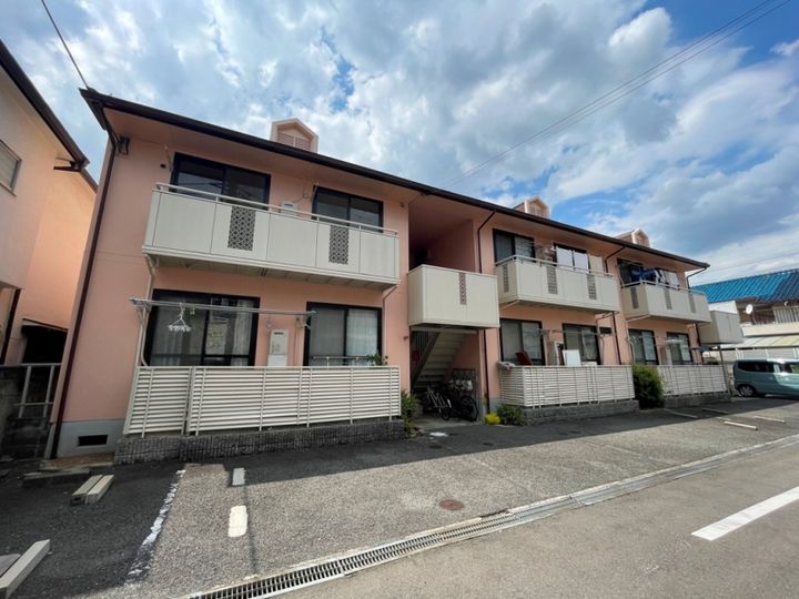 大阪府八尾市刑部4丁目の賃貸アパートの外観