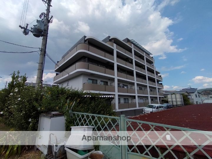 大阪府柏原市国分西2丁目の賃貸マンションの外観