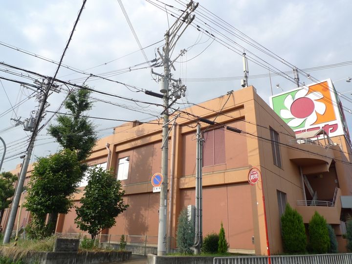 フランメゾンの周辺