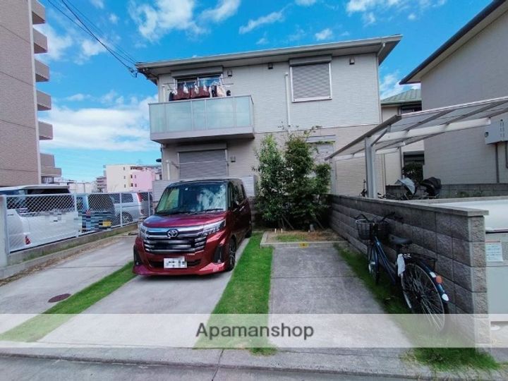 大阪府八尾市南小阪合町2丁目の賃貸アパートの外観