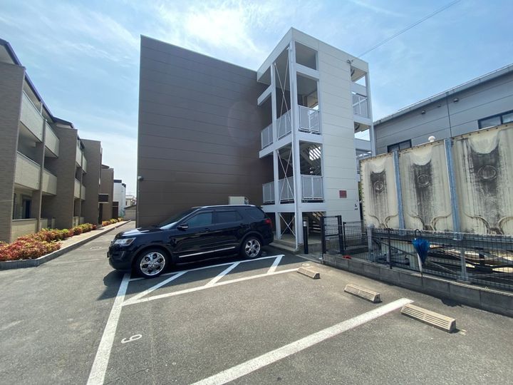 レオパレスIBの外観