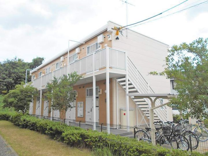 レオパレスアーバンアメニティーの外観