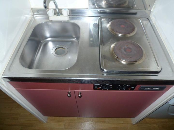 レオパレス友集日のキッチン