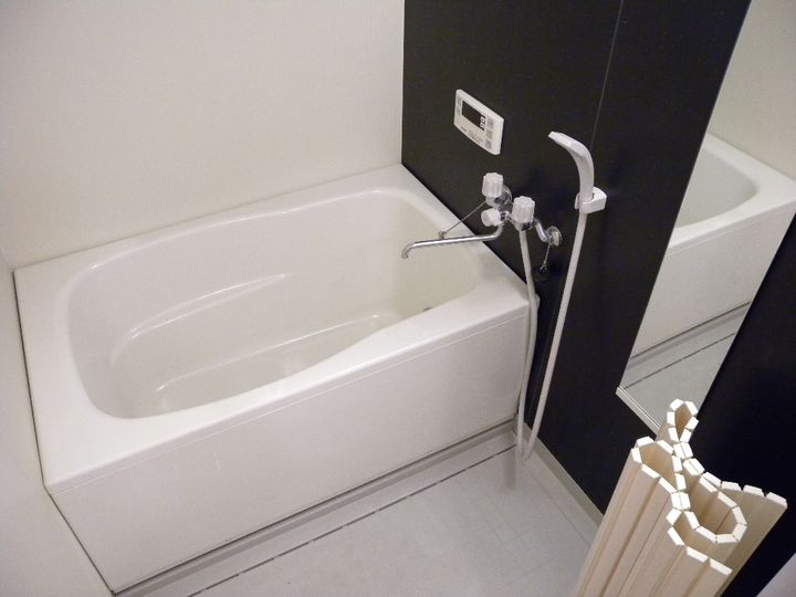 大阪府八尾市都塚1丁目(一戸建)の賃貸物件戸建ての風呂