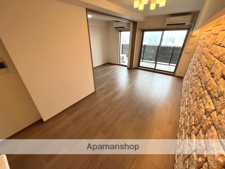 大阪府東大阪市高井田元町2丁目の賃貸マンションの内装