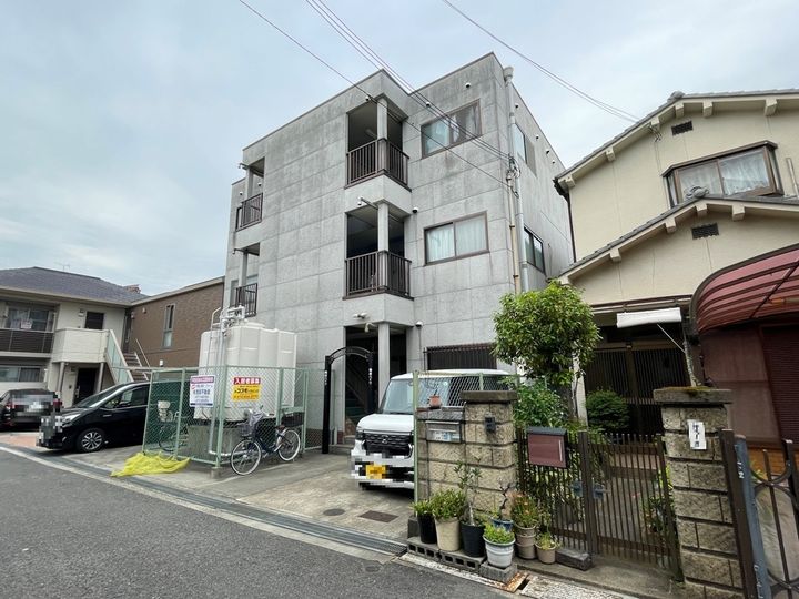 大阪府八尾市天王寺屋5丁目の賃貸アパートの外観