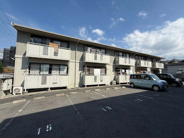 サントス泉ヶ丘の外観