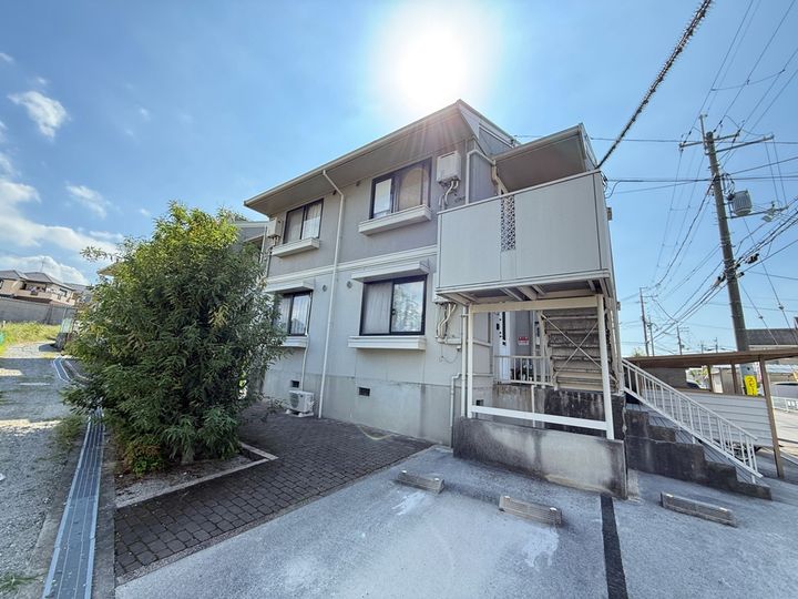 サントス泉ヶ丘の外観