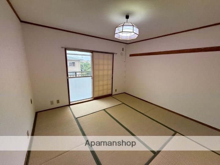 鴨谷台第一次住宅15号棟110の内装