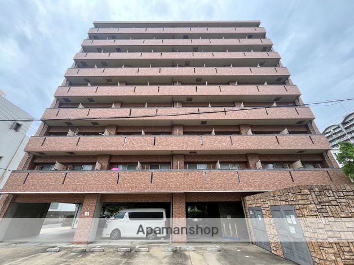 アーバンフラッツ城東の外観