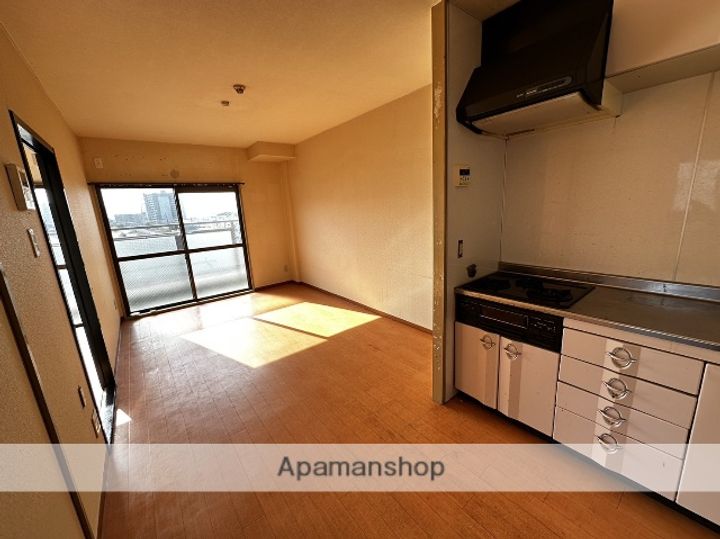 グランドコーポLの居間