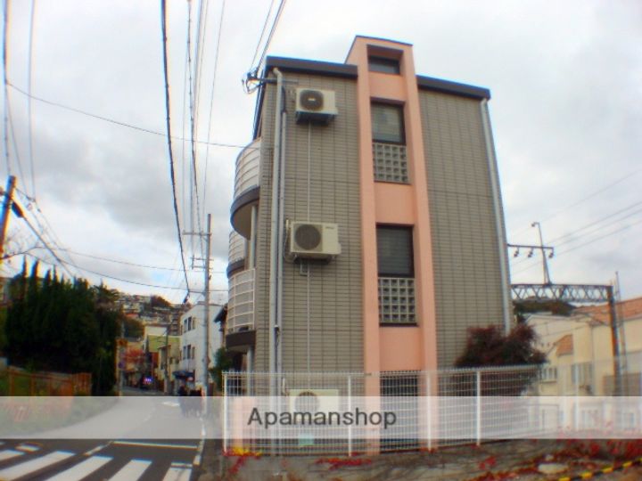 サンパレス21甲陽園の外観