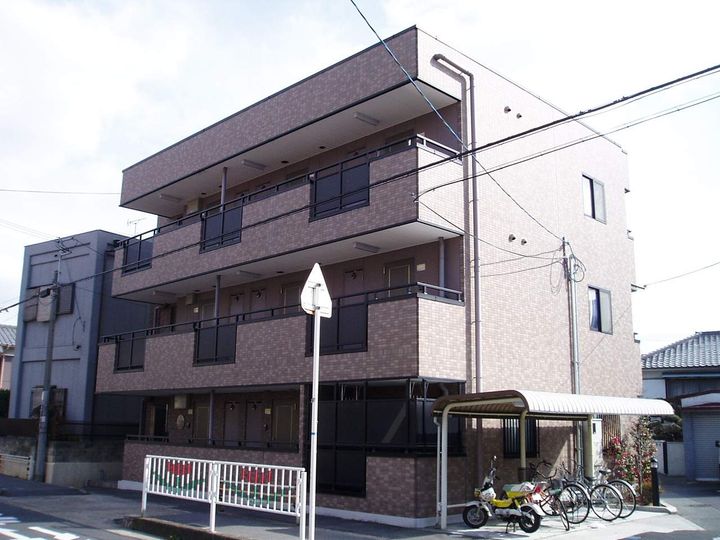 クレアールの外観