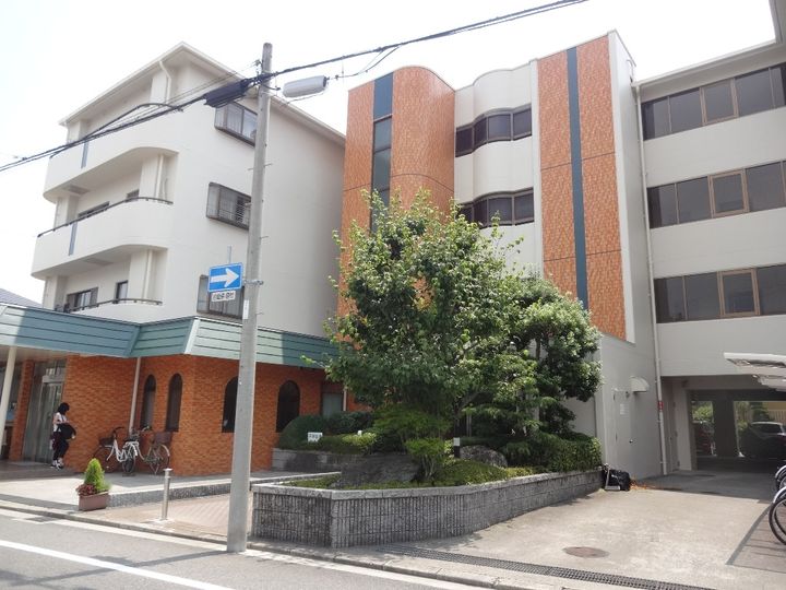 ルーエ芦屋408の外観
