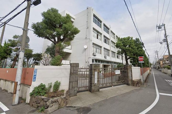 レオパレスヴィラージュ長洲の周辺