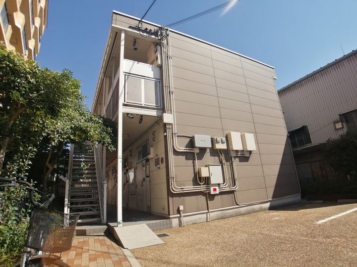 レオパレスLA CASAの外観