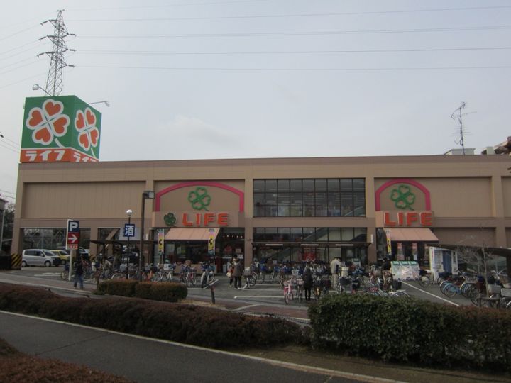 レオパレス千石西の周辺