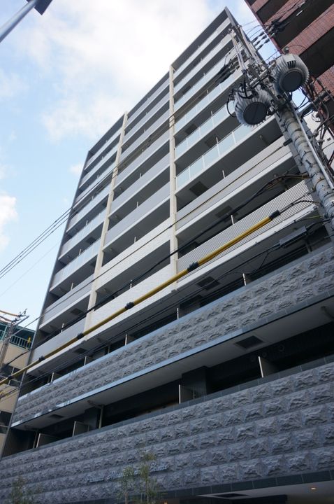 プレサンス南森町駅前0302の外観