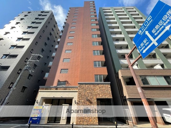 大阪府大阪市北区同心2丁目の賃貸マンションの外観