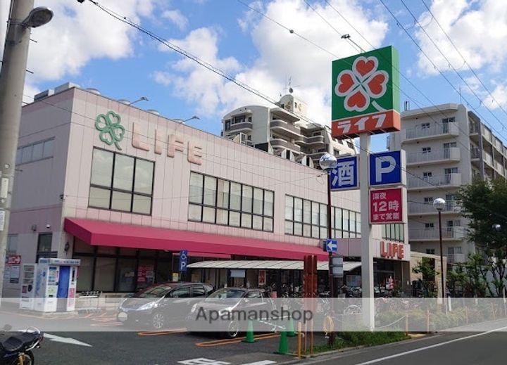 スプランディッドⅦの周辺