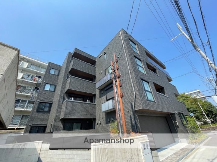 シャーメゾンアミスタの外観