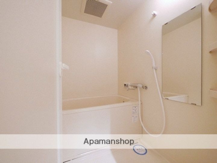 ルクレ新大阪レジデンスの風呂