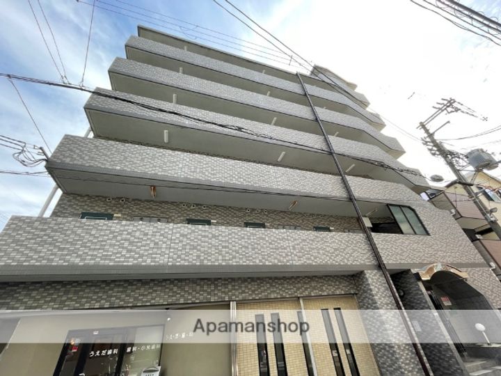 大阪府大阪市東淀川区小松1丁目の賃貸マンションの外観