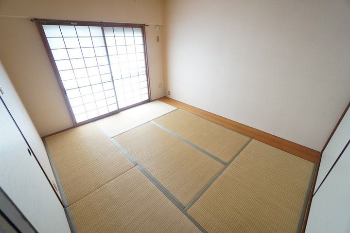 南春日丘プライムタウンの内装