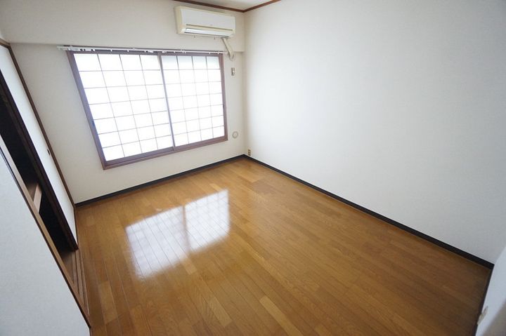 南春日丘プライムタウンの内装