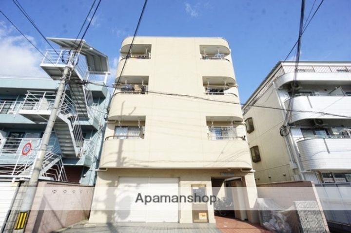 ガーデンパレス茨木の外観