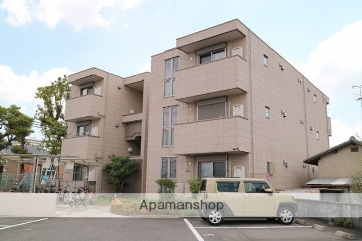 プライムメゾン千里丘の外観