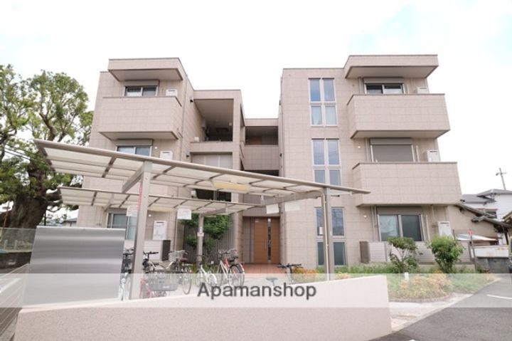 プライムメゾン千里丘の外観